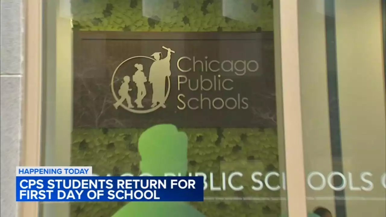 Chicago Public Schools students return to classroom Monday