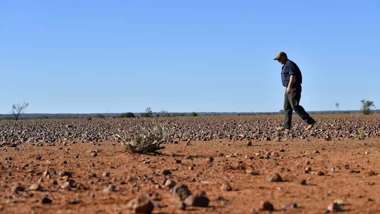 Major weather event that influenced Black Summer bushfires rapidly forming near Australia