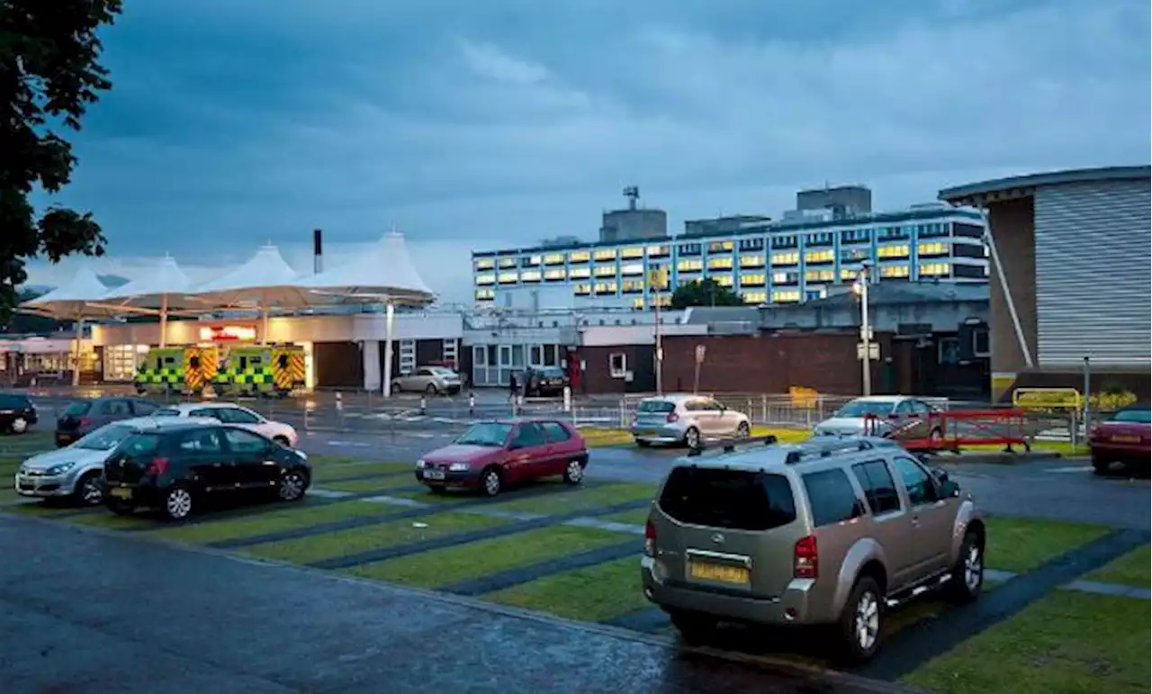 New Royal Preston Hospital has ‘two sites identified’