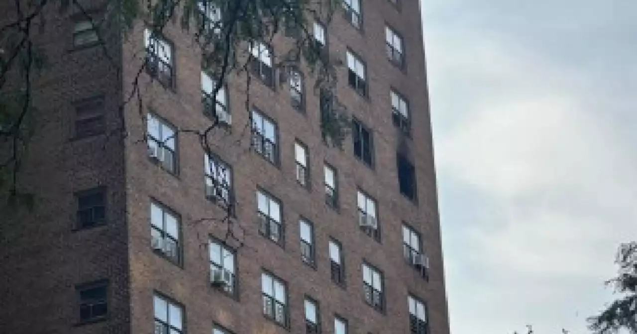 FDNY: 3 children in critical condition following fire at Brooklyn apartment building