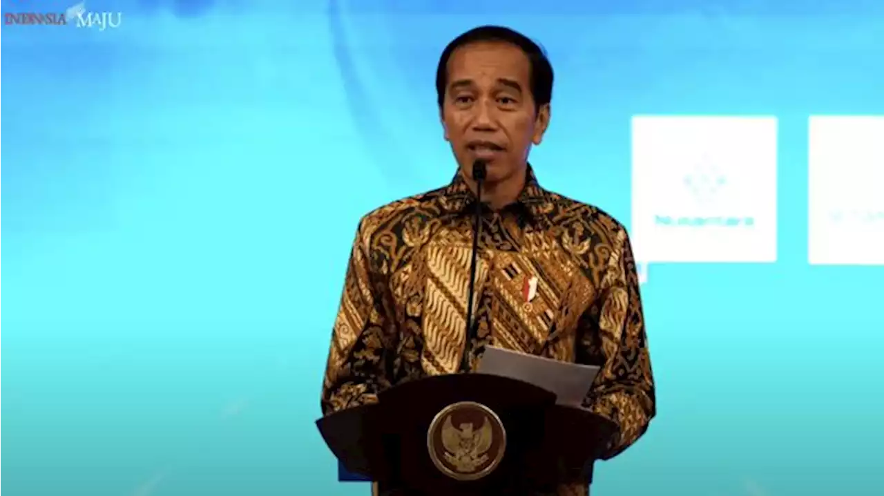 Jokowi Tiba di Dar Es Salaam, Disambut Menlu Tanzania