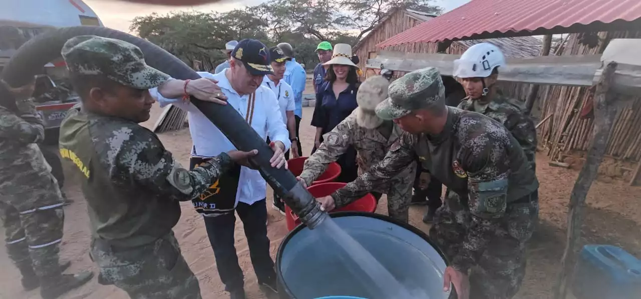 La Ungrd llevó 64 carrotanques de agua potable a La Guajira