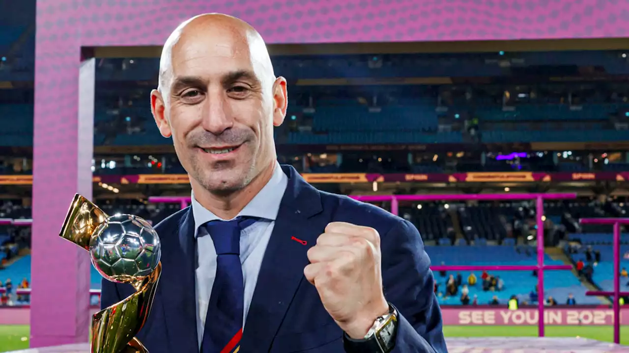 Luis Rubiales, presidente de la RFEF, pide disculpas por beso a Jenni Hermoso