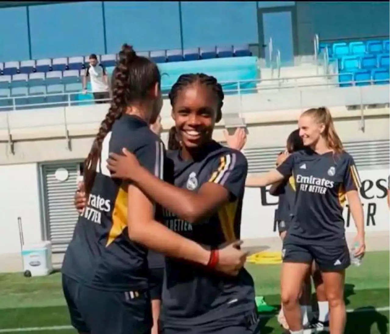 Linda Caicedo vuelve a entrenar con el Madrid tras el Mundial