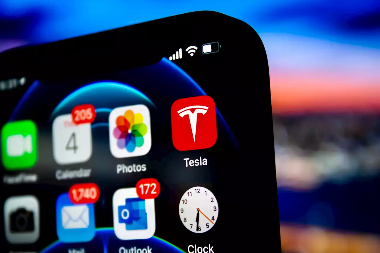 Tesla-appen får stöd för genvägar på iOS. Kontrollera bilen med Siri.