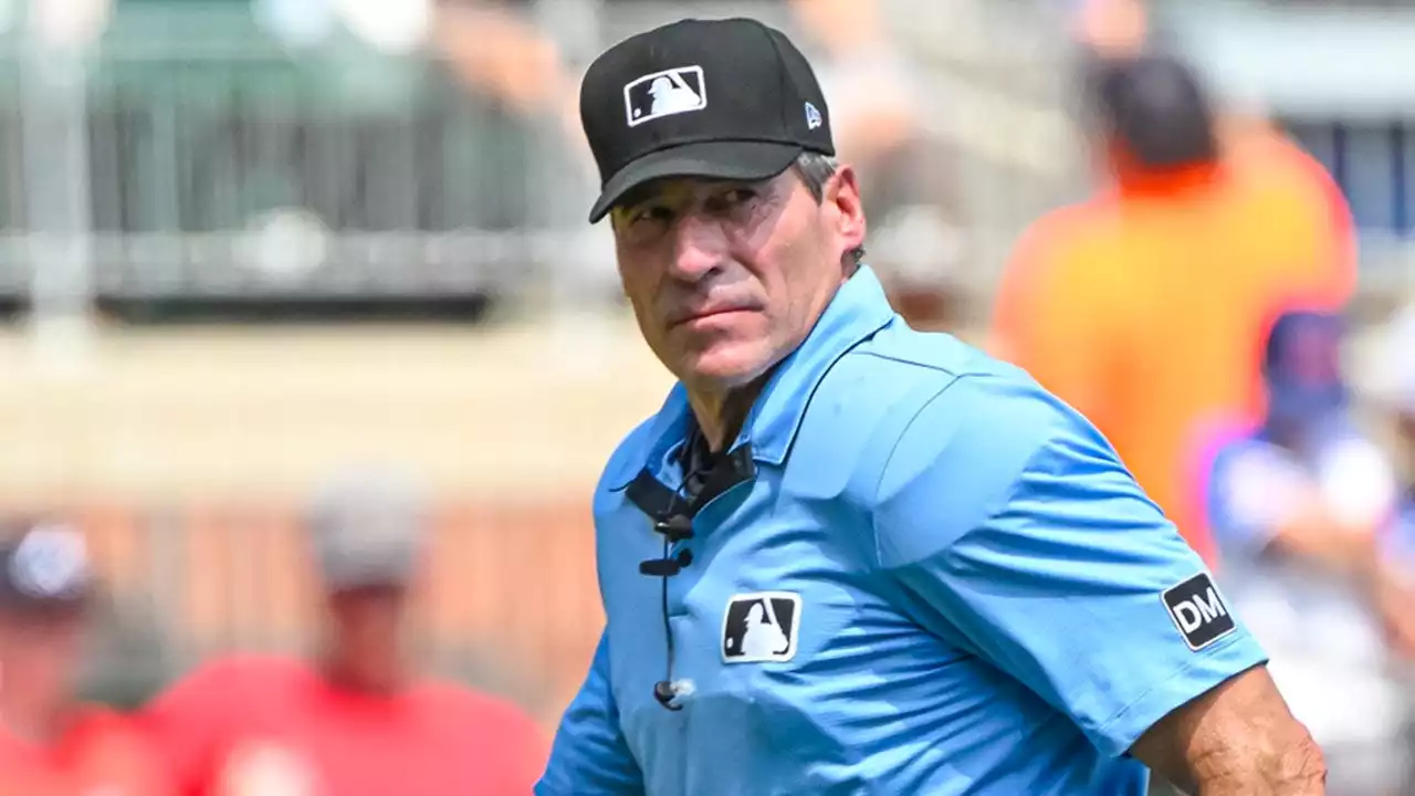 MLB ump Ángel Hernández under fire over egregious strike calls during Braves-Giants