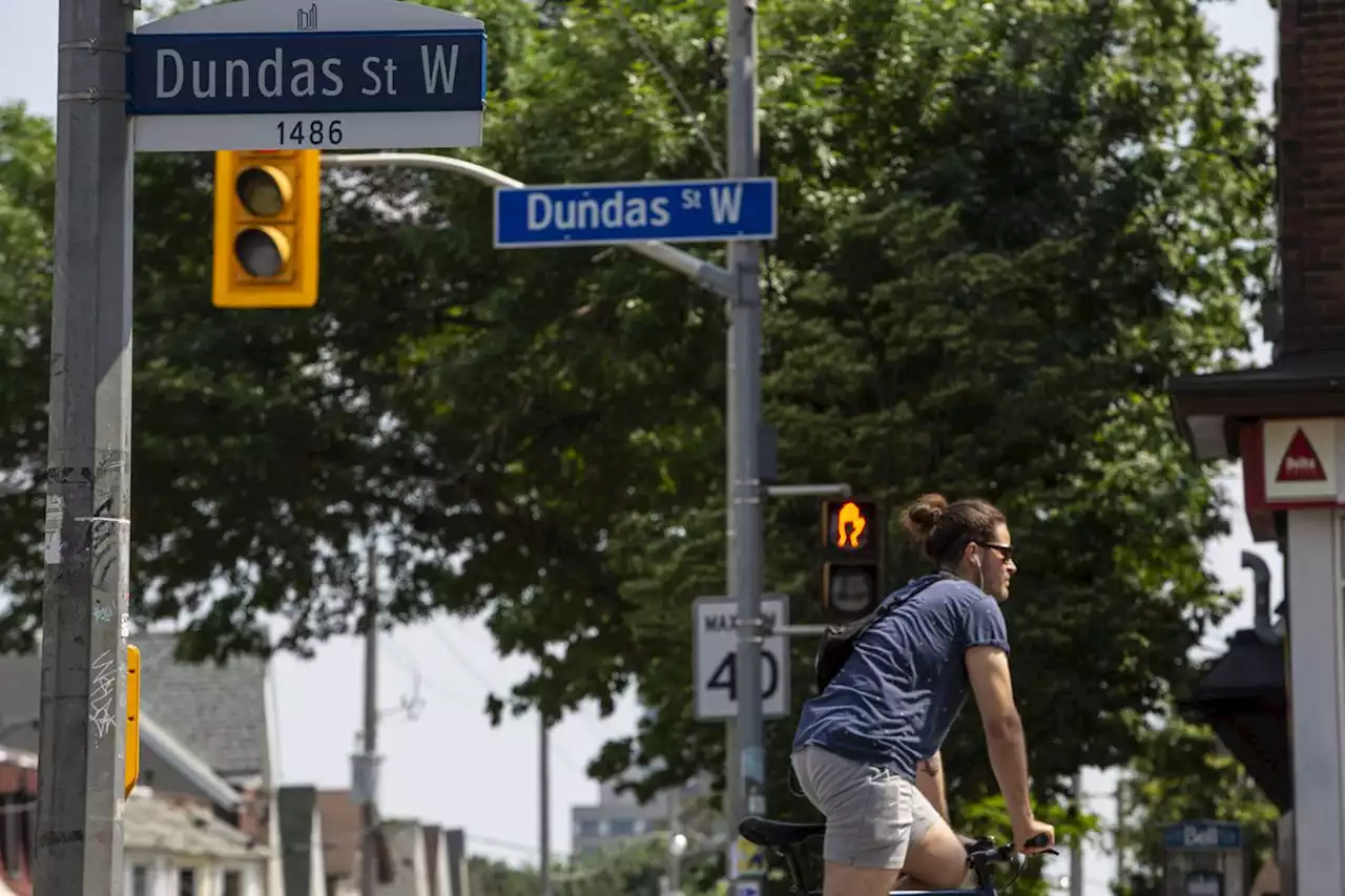 Reconsider Dundas Street renaming, three former Toronto mayors tell Olivia Chow, council