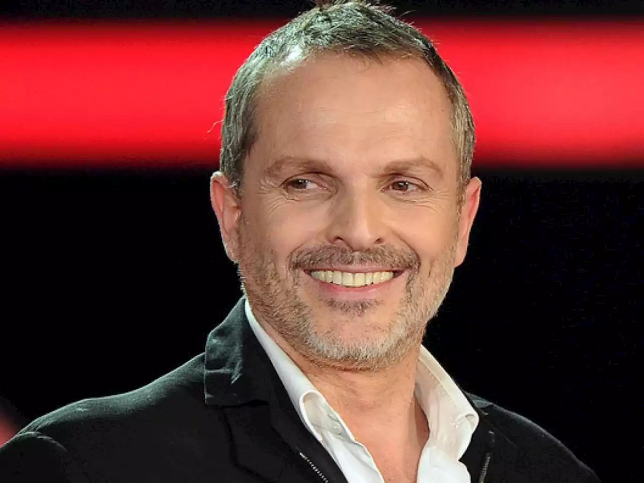 Miguel Bosé rapinato in casa in Messico da un commando armato