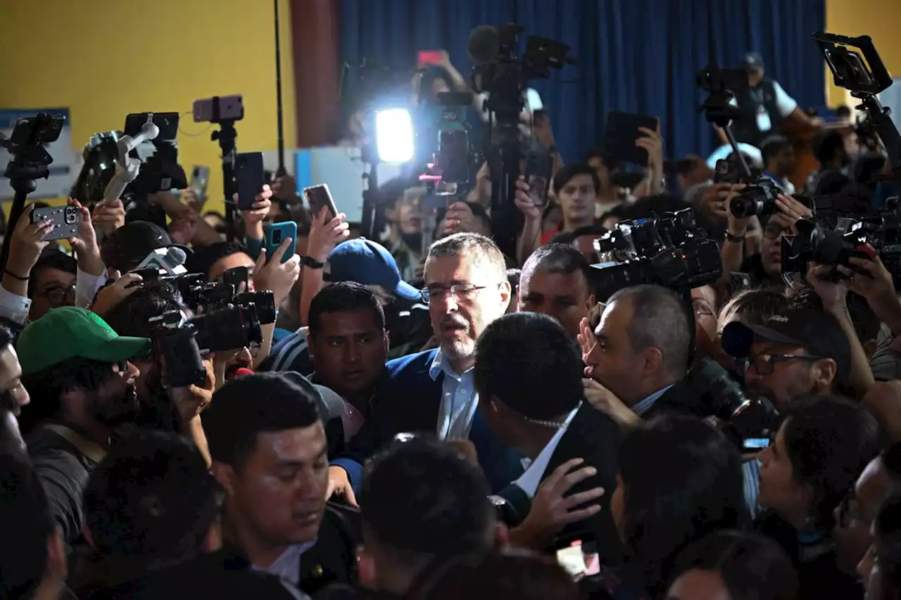 Bernardo Arévalo vence segundo turno e é eleito presidente da Guatemala