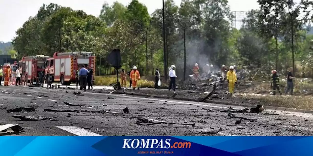 [KABAR DUNIA SEPEKAN] Pesawat Jatuh di Tol Malaysia | Luna-25 Rusia Hancur Tabrak Bulan