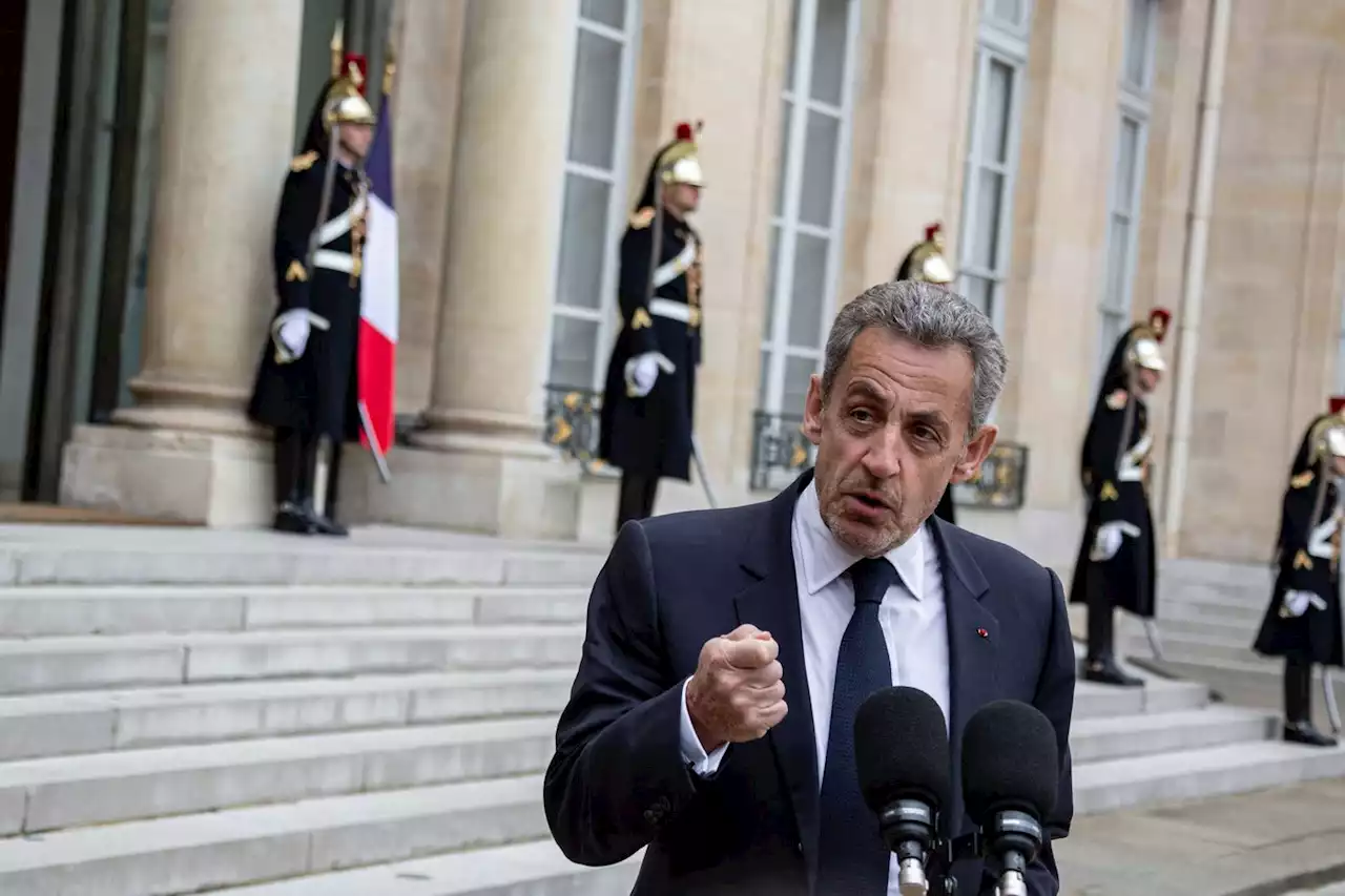 À droite, Nicolas Sarkozy garde toute sa place