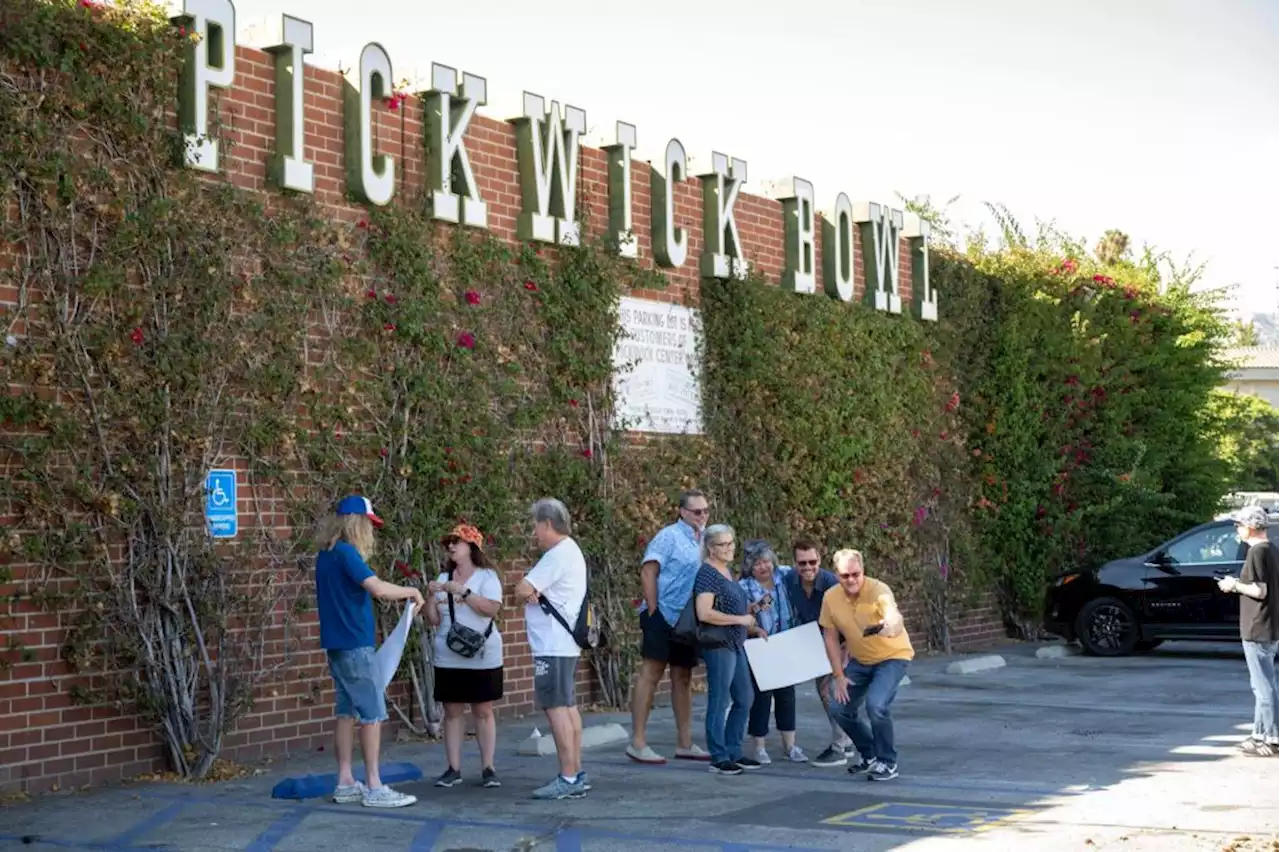 Community meetings in the San Fernando Valley area, Aug. 21-28