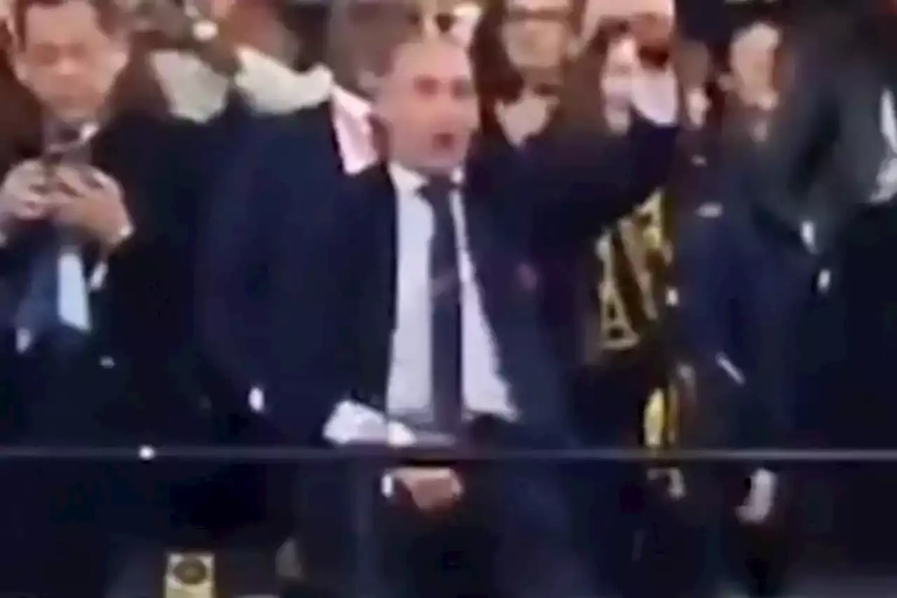 El inaceptable gesto de Luis Rubiales, presidente de la Federación Española de Fútbol, junto a la reina Letizia y la infanta Sofía