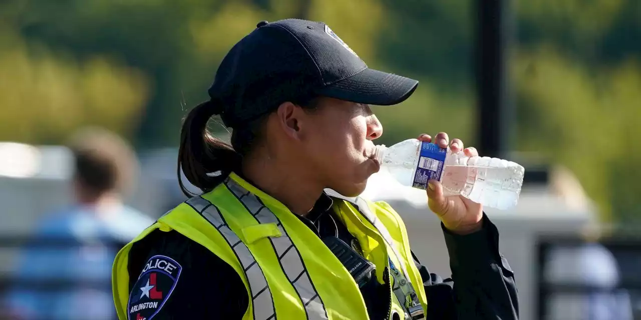 Sweltering heat brings misery to large portion of central U.S.