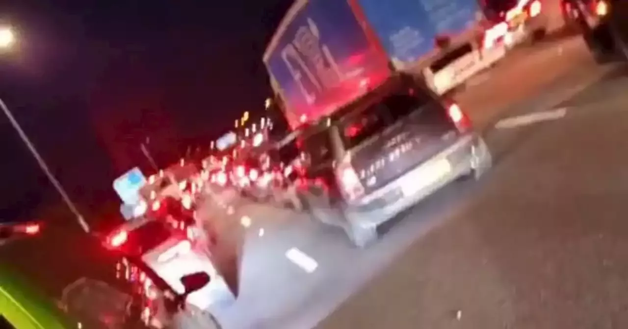 'Chaos' on motorway with roads closed by police after huge car meet