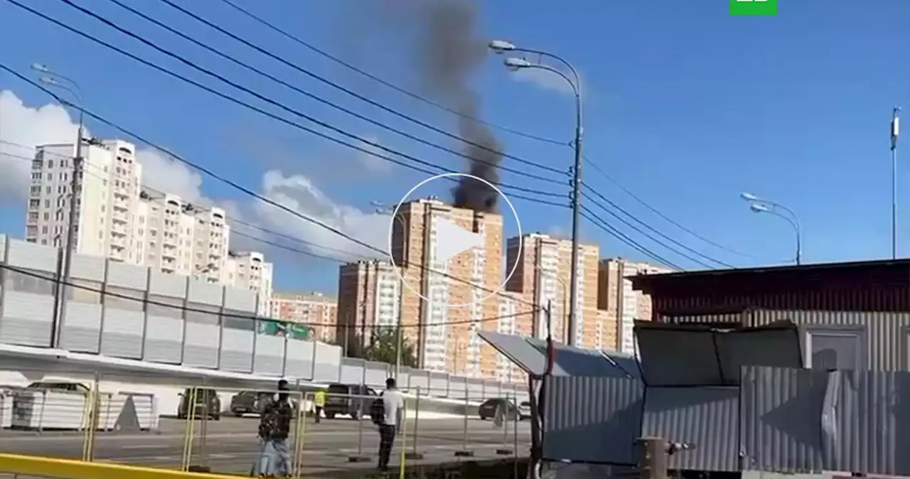 Три человека спасли при пожаре в доме на северо-востоке Москвы