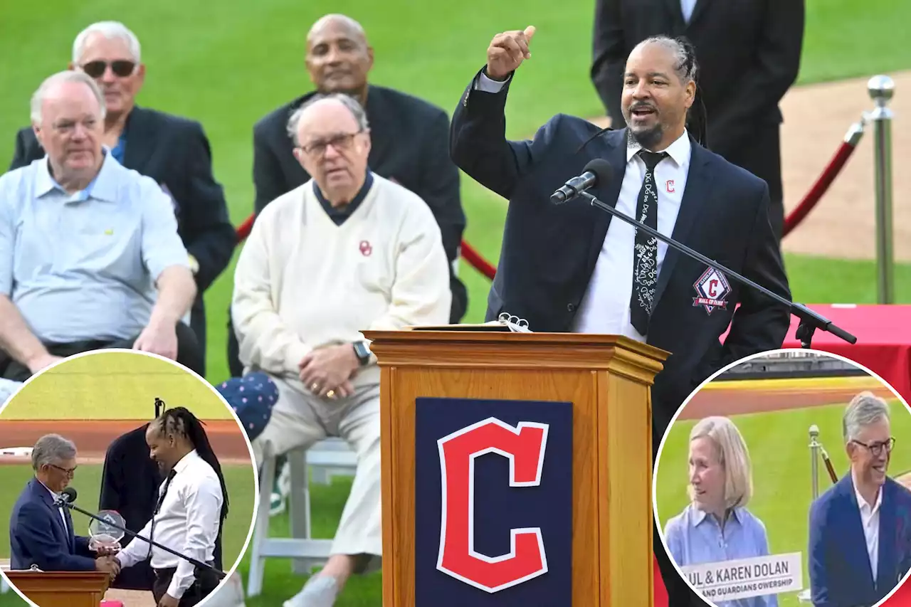 Guardians’ owners booed at Manny Ramirez Hall of Fame ceremony