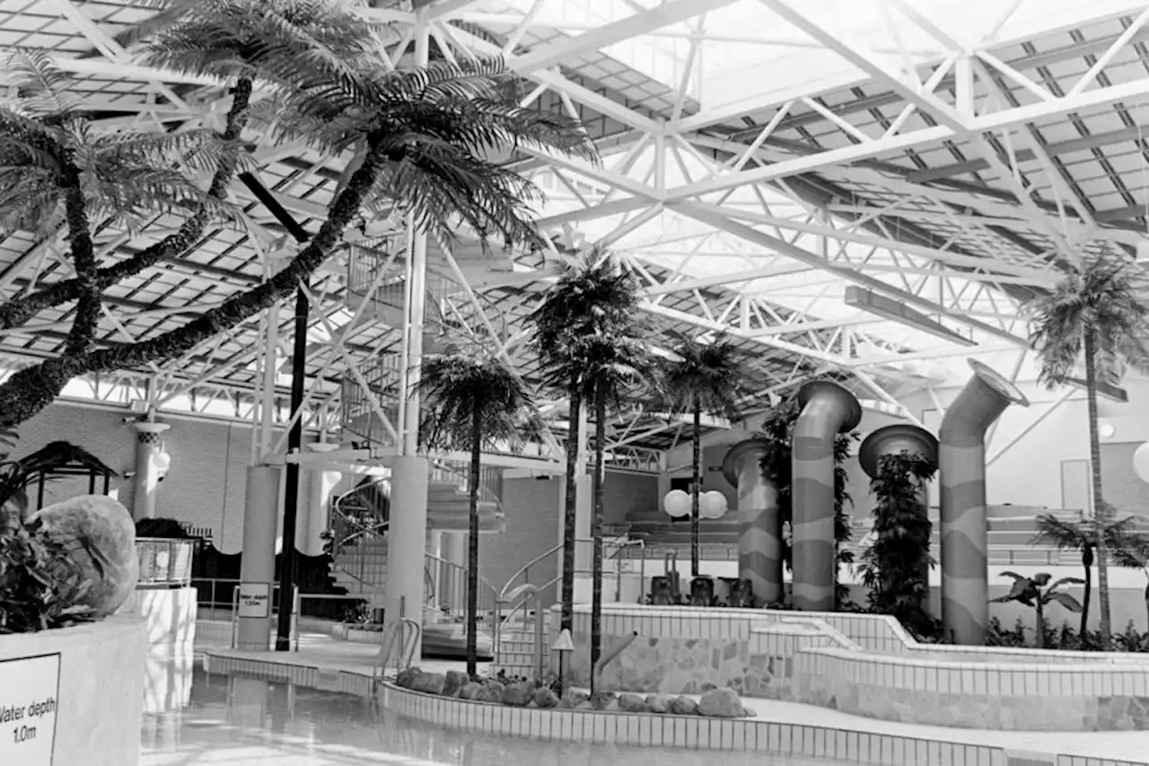 Super snaps showing inside Watford Springs before it opened