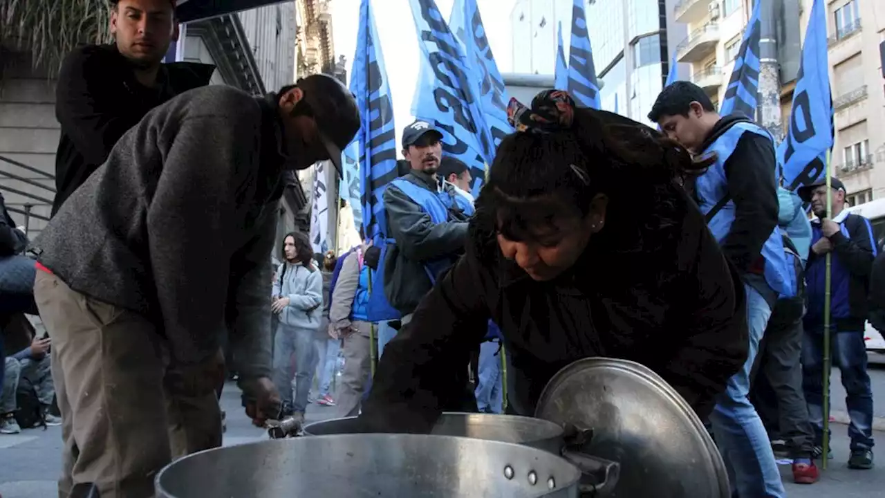 Las organizaciones sociales con tensiones internas, definen la vuelta a la calle después de las PASO