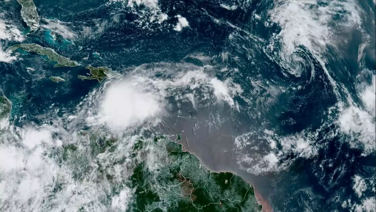 Haití y República Dominicana prevén inundaciones por tormenta tropical Franklin