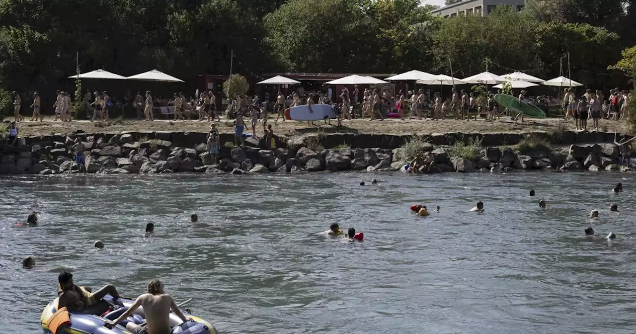 Swiss glaciers under threat again as heat wave drives zero-temperature level to record high