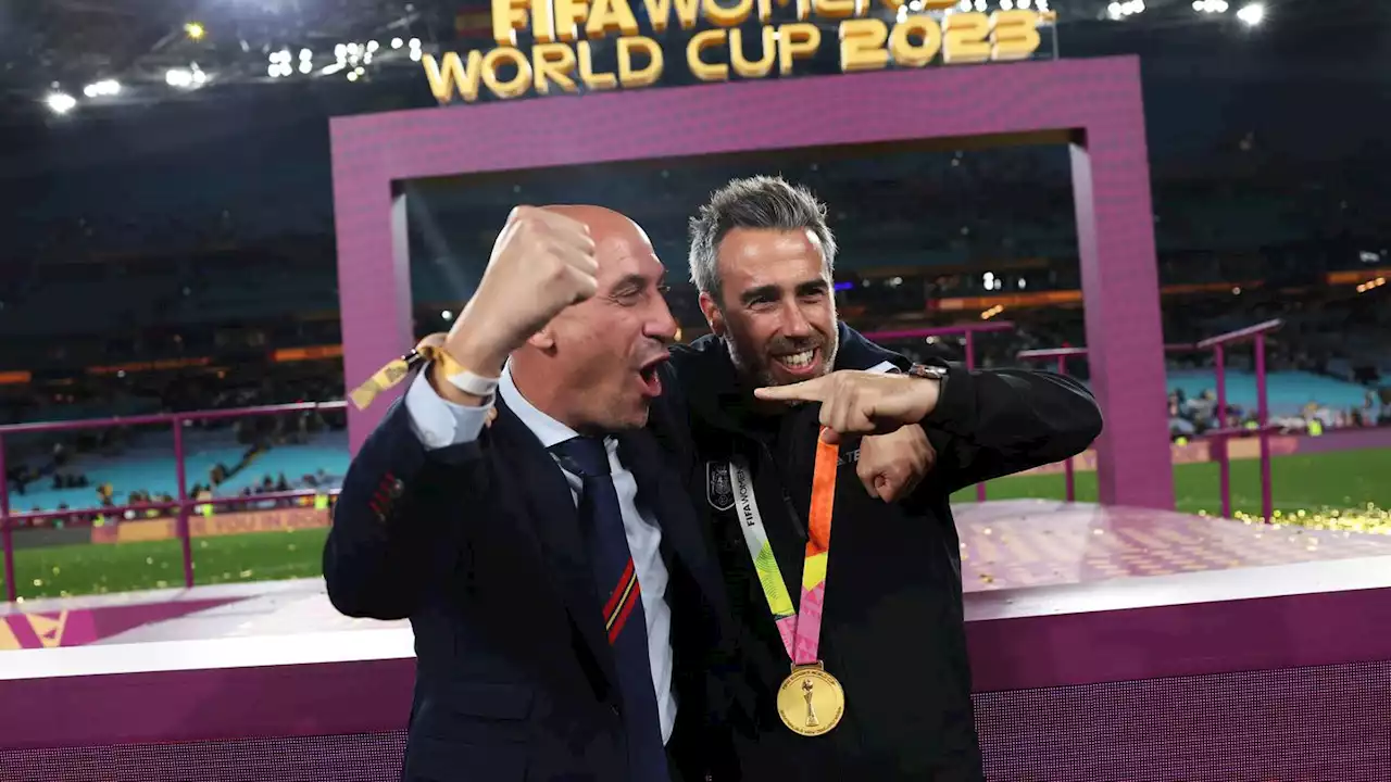 Spanish soccer president Luis Rubiales kisses player during World Cup celebrations, prompting outcry