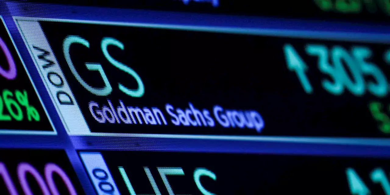 Goldman Weighs Options for Investment-Adviser Business