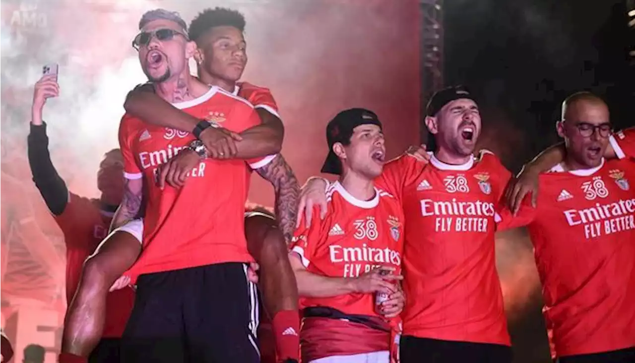 Águia irredutível: porta fechada às saídas de Neres e Morato! (Benfica)