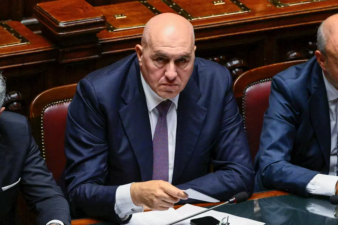 Vannacci, Crosetto: 'Sì diritto d'opinione ma ho agito da ministro, non mi sento isolato'