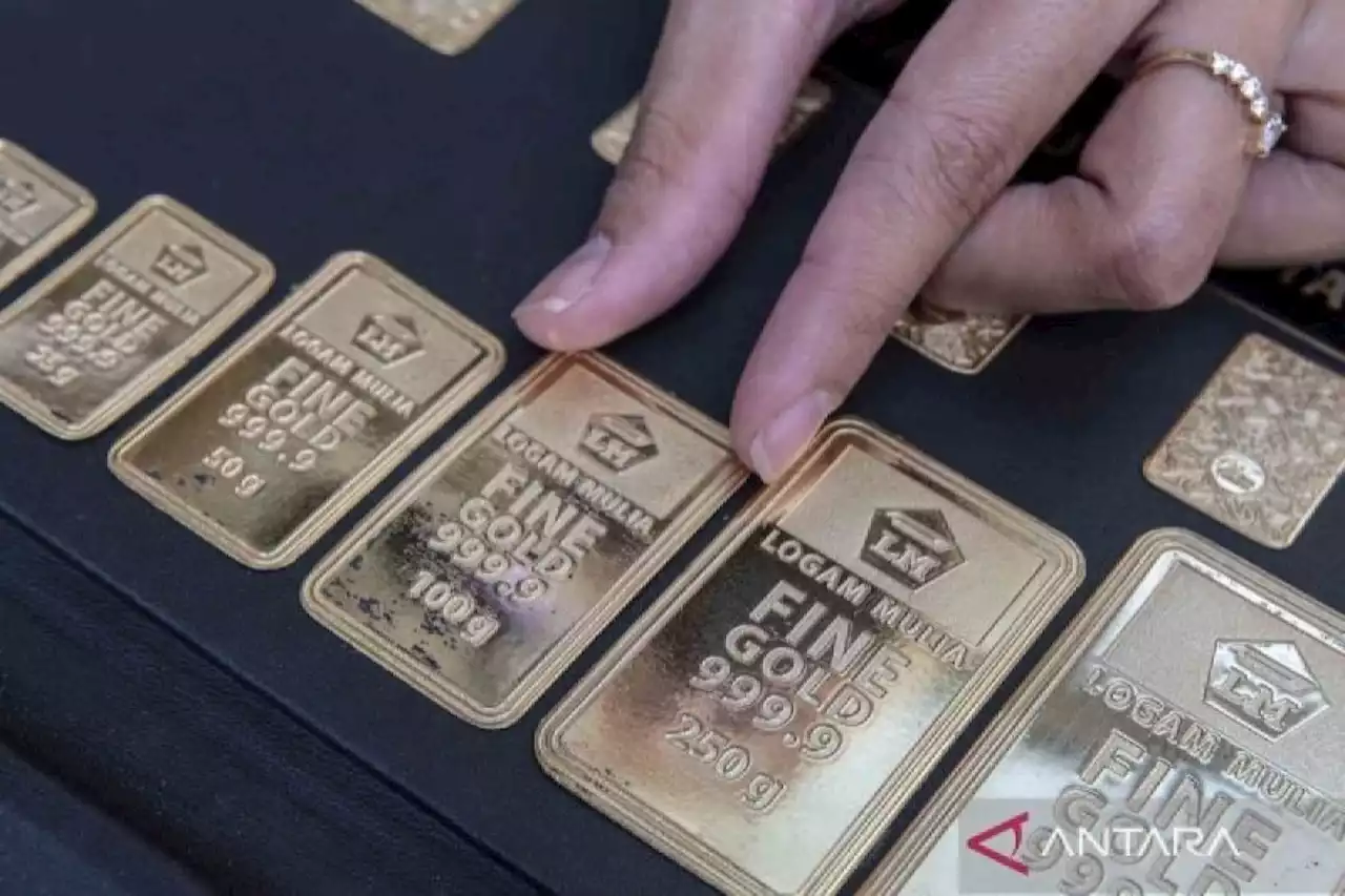 Harga emas Antam hari ini naik Rp1.000 jadi Rp1,058 juta per gram