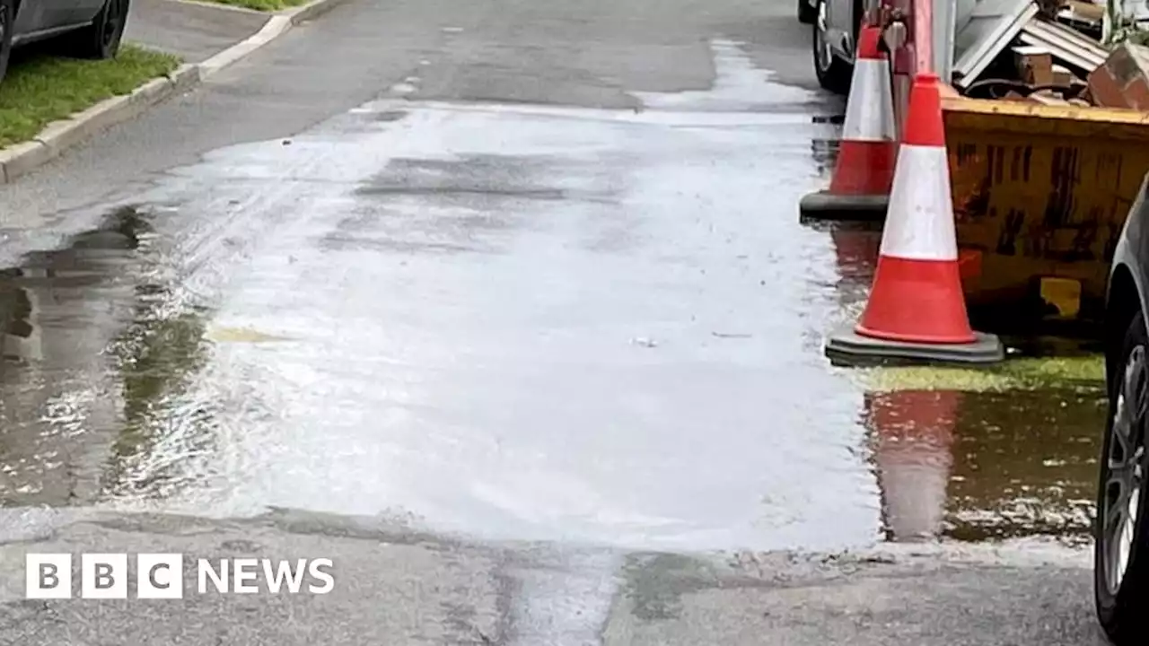 Lincoln homeowners' damage fears over seeping spring water