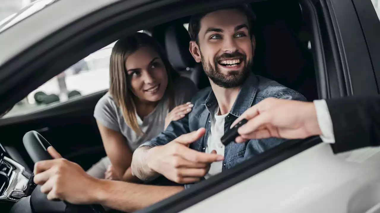 Malgré des prix en légère baisse, les locations de voitures chutent fortement cet été