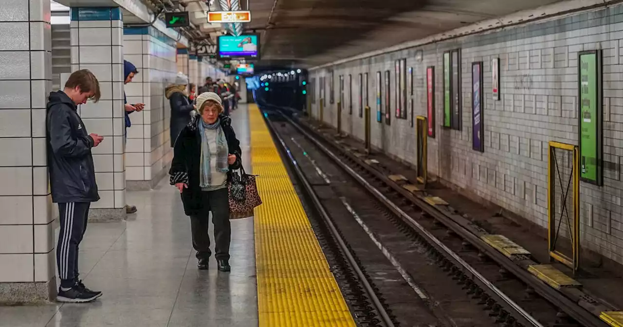 People are now finally getting Rogers mobile service on the TTC subway