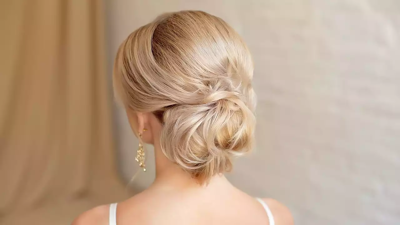 Step by Step zum Chignon: So kannst du die edle Frisur nachstylen!