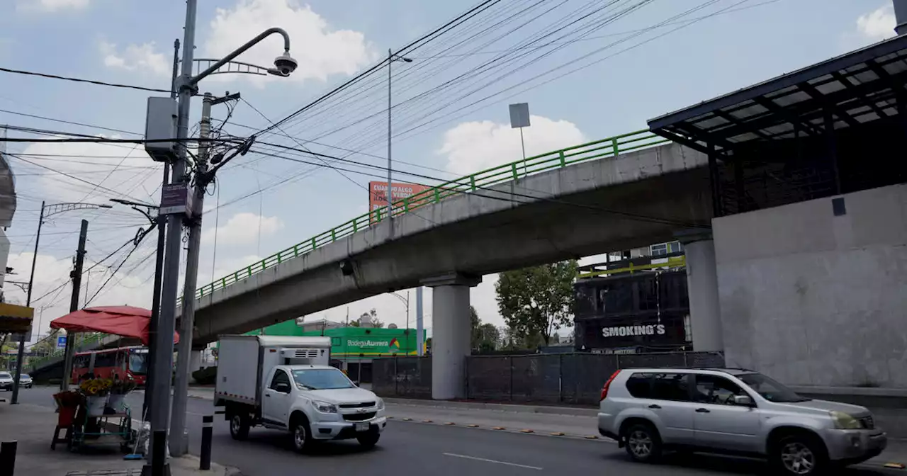 15 dead, 36 injured after bus carrying mostly Venezuelan migrants crashes in Mexico