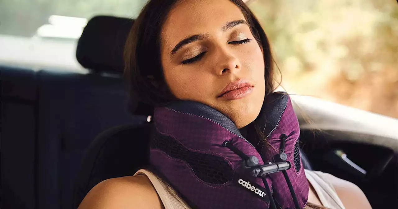 CBS Mornings Deals: Save 25% on this cooling travel pillow