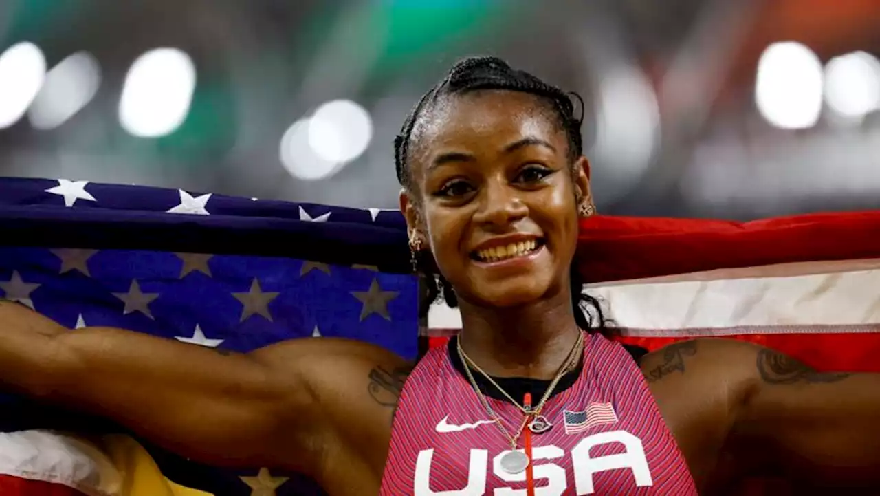 American Richardson claims world gold in women's 100m