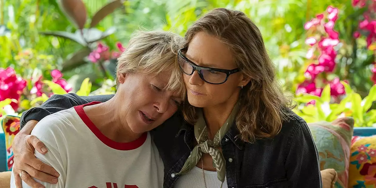 Annette Bening and Jodie Foster Make a Splash in First 'Nyad' Images