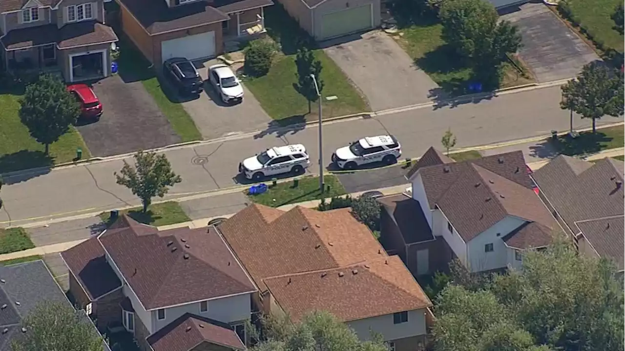 Man stabbed in Oshawa while pushing granddaughter in stroller may have been attacked at random: police