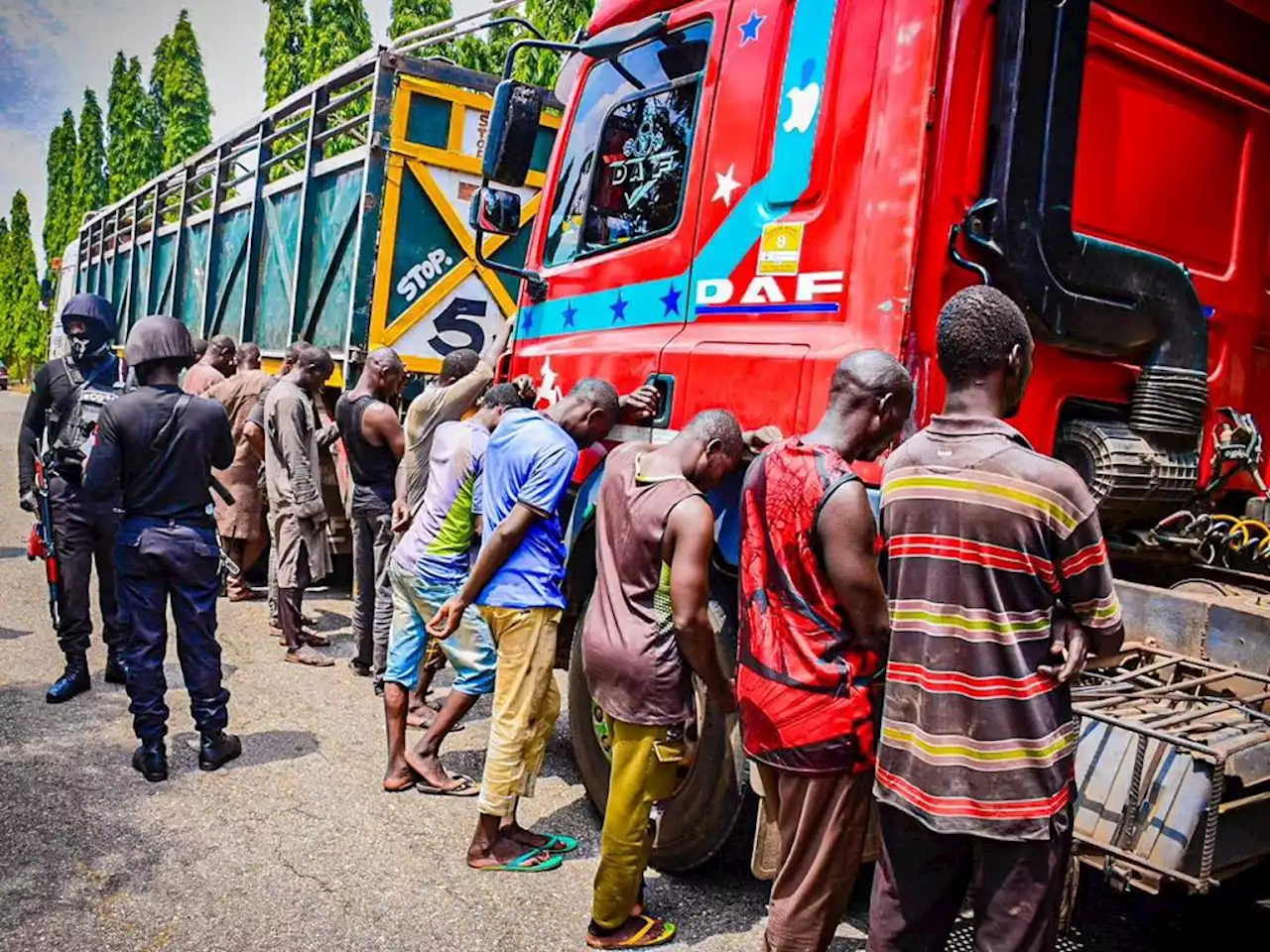 Railway vandalism: NSCDC arrests 13 suspects, impounds railings, sleepers worth N800m