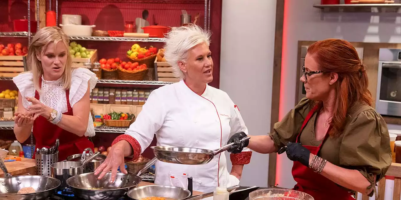 'Worst Cooks in America' shuts down production as crew goes on strike