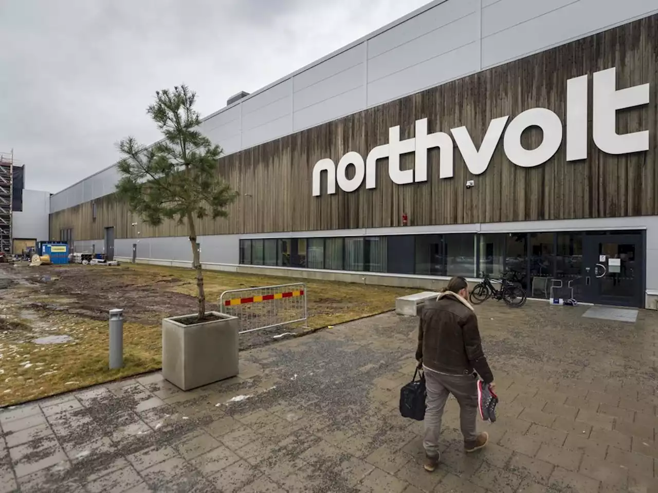 Northvolt raises $1.2 billion amid plans to open battery plant in Canada