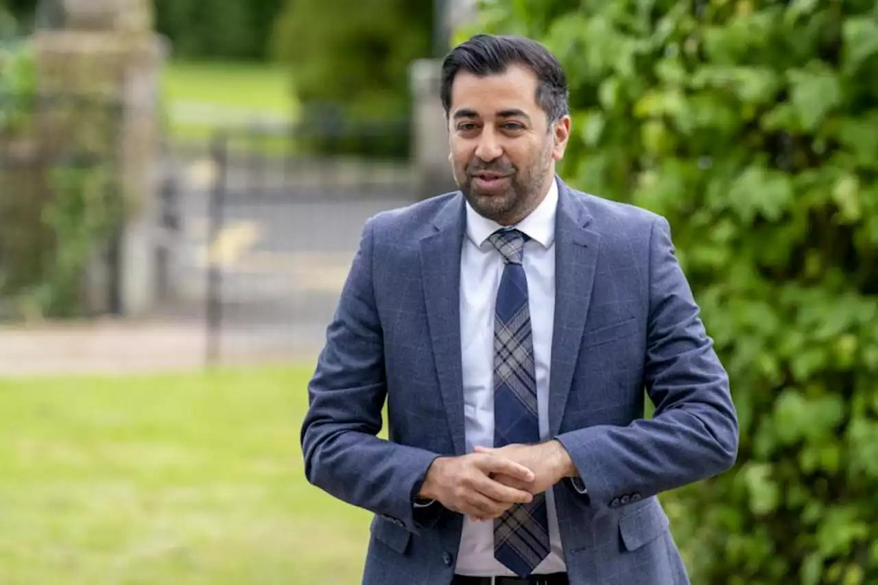 First Minister Humza Yousaf tries to avoid Glasgow care home strikes