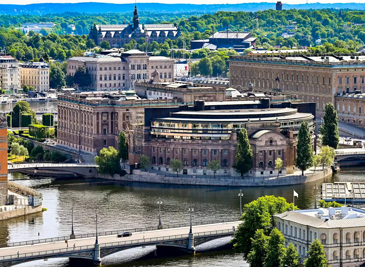 ”Polen och Ungern” inget skäl att ändra svensk demokrati