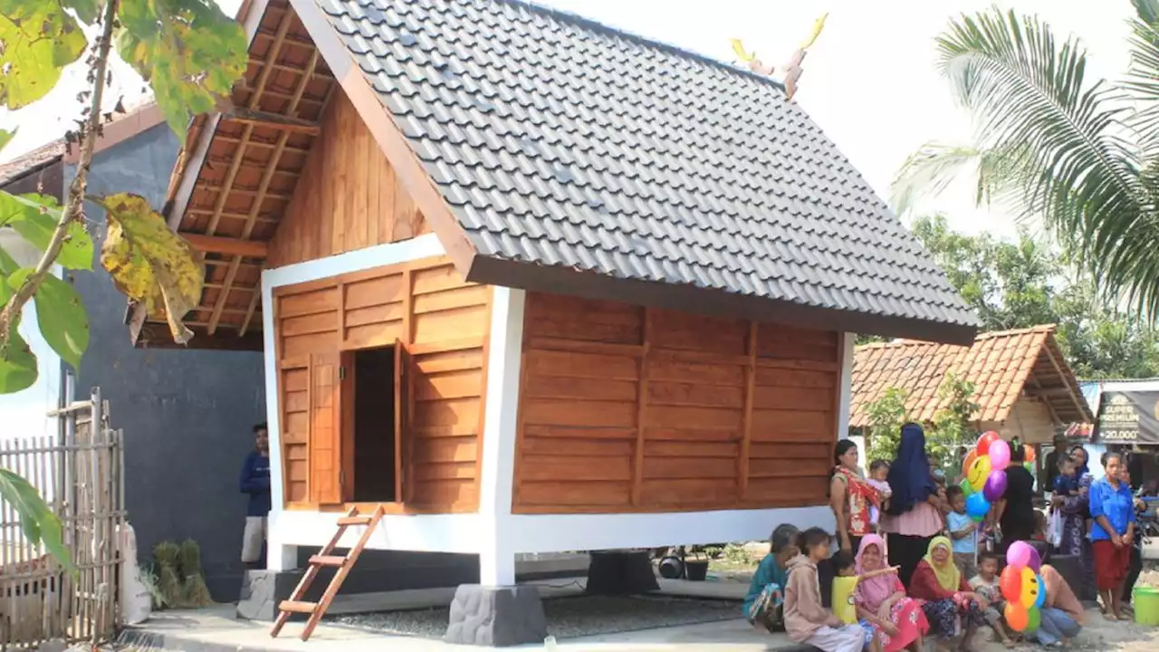 Maintaining Food Security, West Java Provincial Government Builds Dozens of Rice Barns