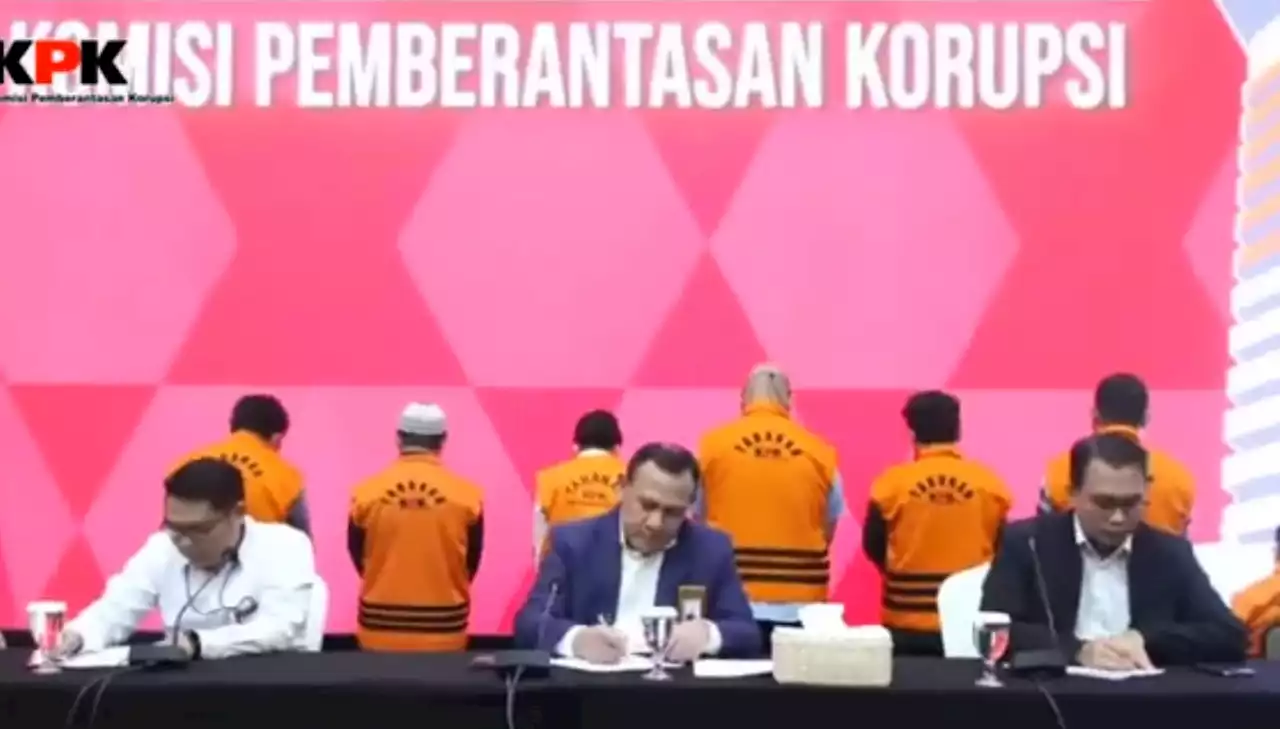 Korupsi Tukin di Kementerian ESDM, KPK Dalami Aliran Uang ke Rekening Pria Ini