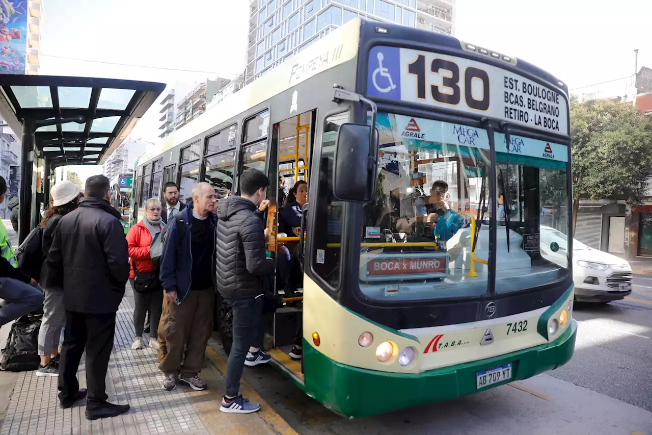 ¿Aumenta el boleto? El Gobierno alerta sobre una fuerte suba en los pasajes si Milei elimina el Ministerio de Transporte