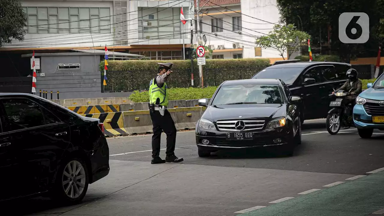 Mobil Pelat Genap Bebas Lewat di 26 Titik Ganjil Genap Jakarta Selasa, 22 Agustus 2023