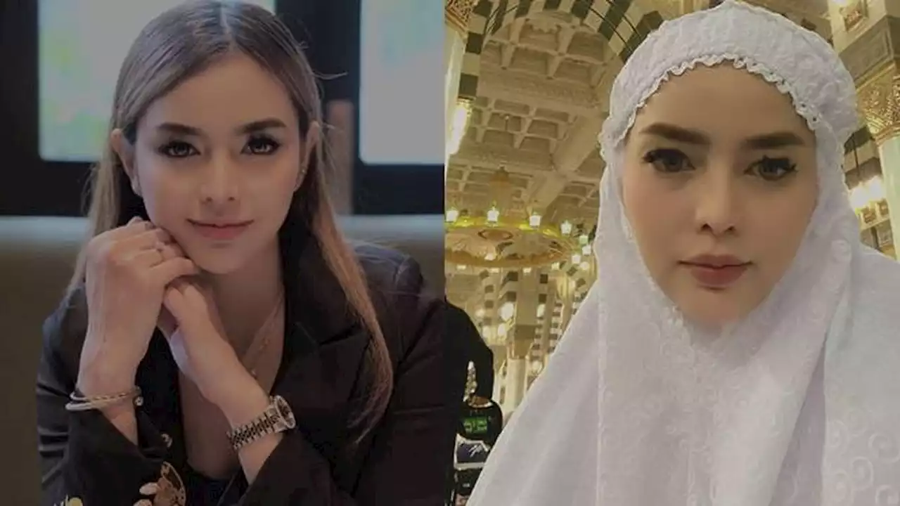 Tampil Berhijab, 7 Potret DJ Verny Hasan Saat Umrah Ini Tuai Sorotan