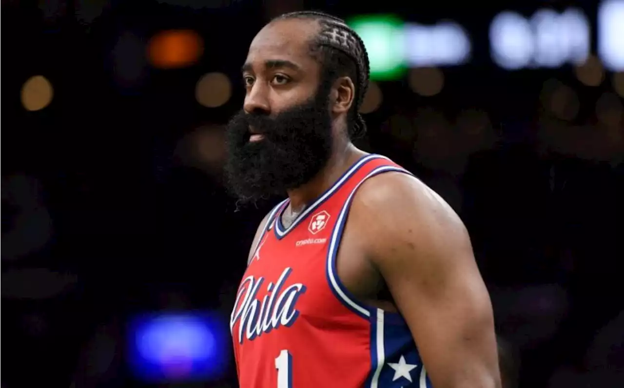 NBA multa a James Harden tras llamar mentiroso a presidente de Sixers